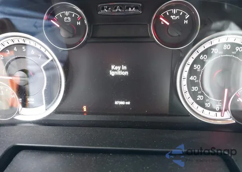 2020 Ram 1500 Classic Warlock 4X4 6'4 Box из США, поврежденный, VIN 1C6RR7GGXLS122910